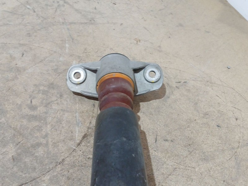 Recambio de amortiguador trasero izquierdo para hyundai i30 (pde, pd, pden) 1.5 referencia OEM IAM 55300G000  