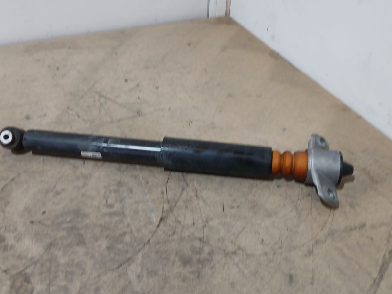 Recambio de amortiguador trasero derecho para hyundai i30 (pde, pd, pden) 1.5 referencia OEM IAM 55300G4000  