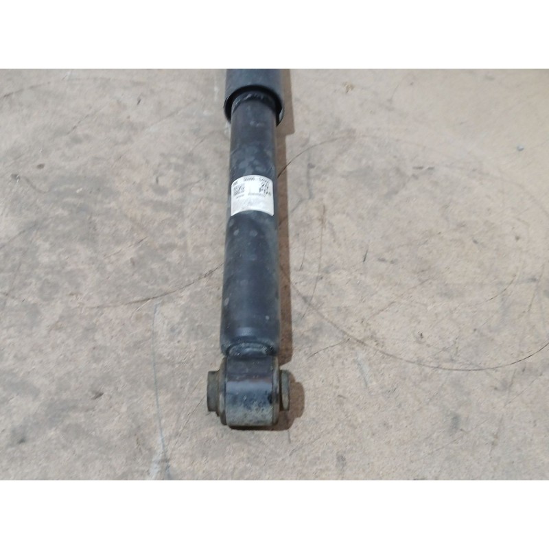 Recambio de amortiguador trasero derecho para hyundai i30 (pde, pd, pden) 1.5 referencia OEM IAM 55300G4000  