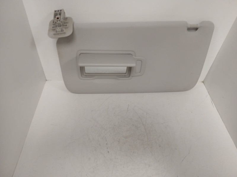 Recambio de parasol izquierdo para nissan townstar furgoneta/monovolumen (xfk) 1.3 referencia OEM IAM   