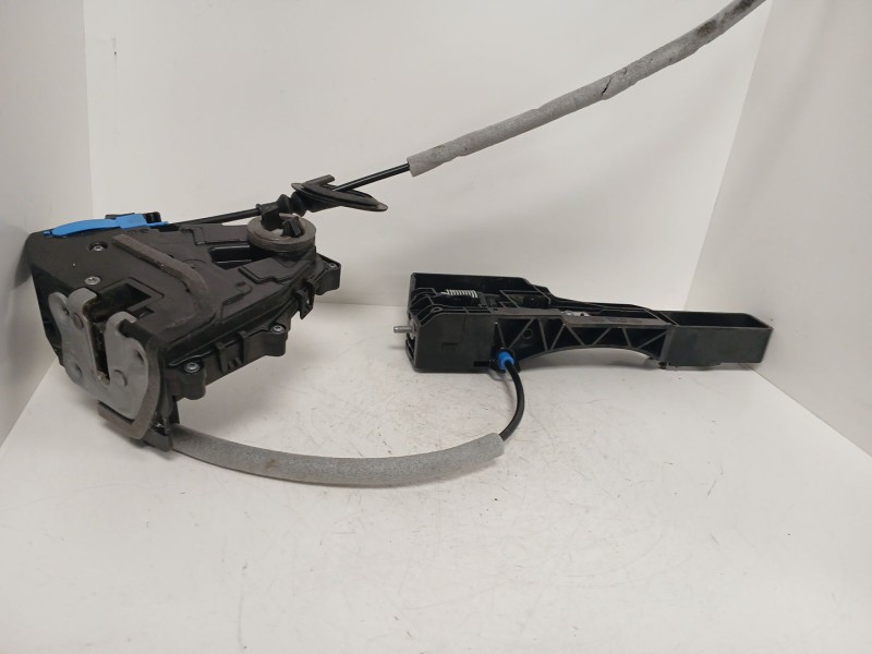 Recambio de cerradura puerta delantera derecha para nissan townstar furgoneta/monovolumen (xfk) 1.3 referencia OEM IAM   