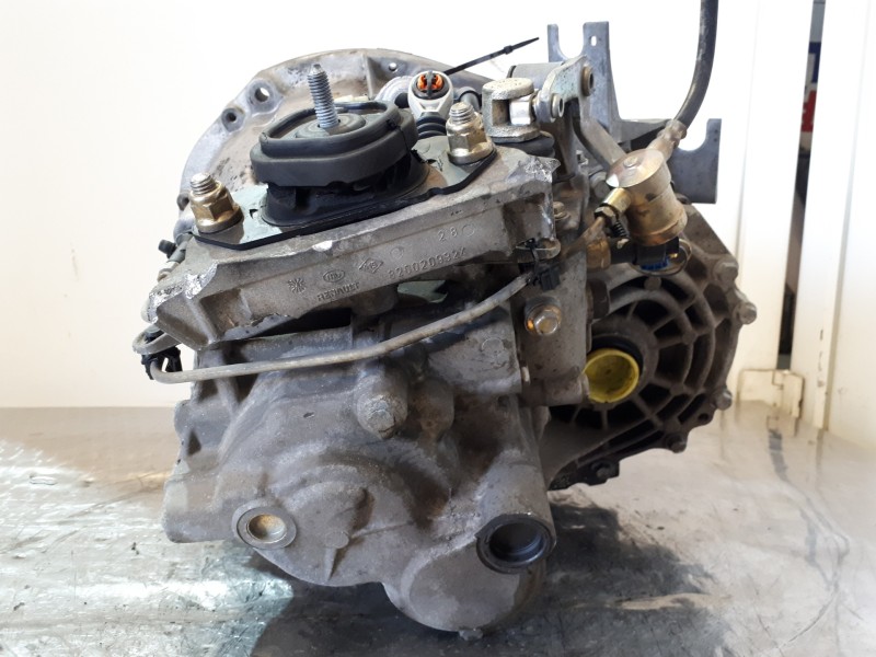 Recambio de caja cambios para renault megane ii berlina 5p confort authentique referencia OEM IAM ND0001  