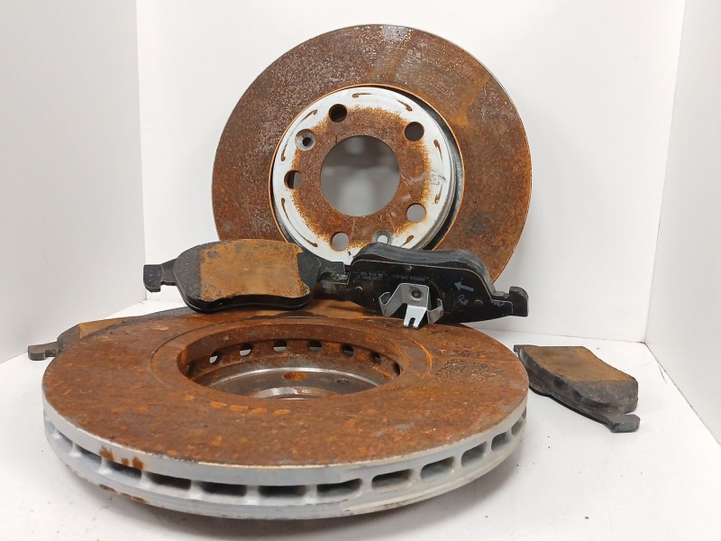 Recambio de disco freno delantero para nissan townstar furgoneta/monovolumen (xfk) 1.3 referencia OEM IAM   