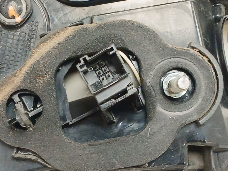 Recambio de piloto trasero izquierdo para peugeot 308 ii (lb_, lp_, lw_, lh_, l3_) 1.6 hdi / bluehdi 115 referencia OEM IAM   