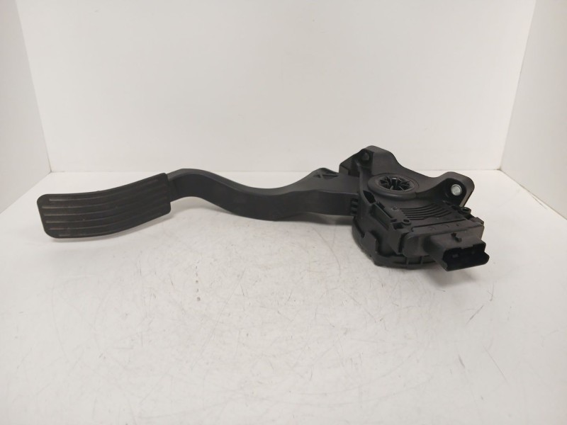 Recambio de pedal acelerador para peugeot 208 i (ca_, cc_) 1.2 vti 82 referencia OEM IAM 9671433780  6pv00994941