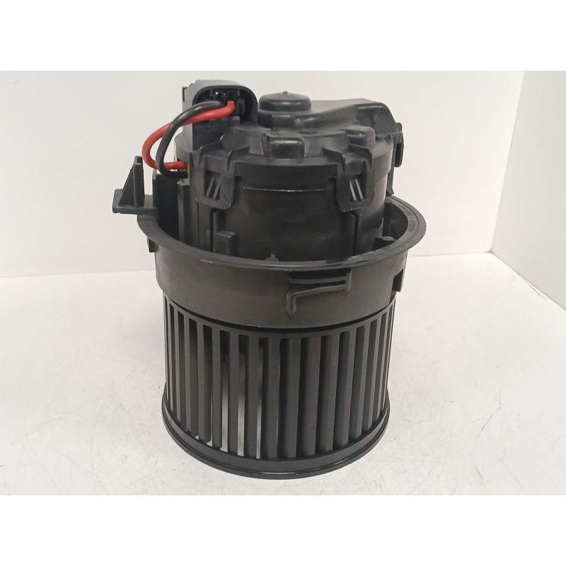 Recambio de motor calefaccion para peugeot 208 i (ca_, cc_) 1.2 vti 82 referencia OEM IAM T1013140A  