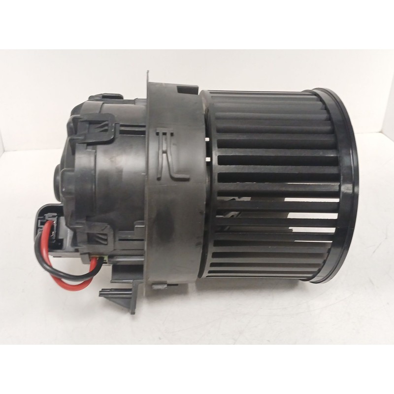 Recambio de motor calefaccion para peugeot 208 i (ca_, cc_) 1.2 vti 82 referencia OEM IAM T1013140A  