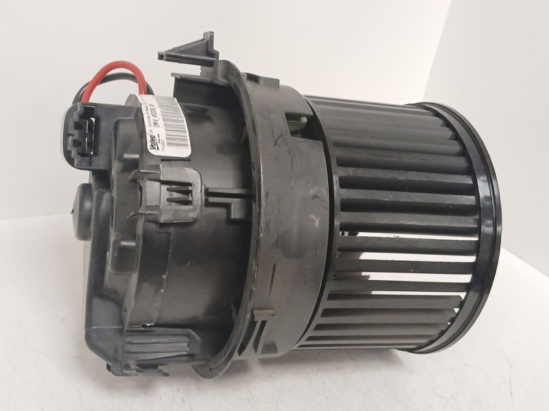 Recambio de motor calefaccion para peugeot 208 i (ca_, cc_) 1.2 vti 82 referencia OEM IAM T1013140A  