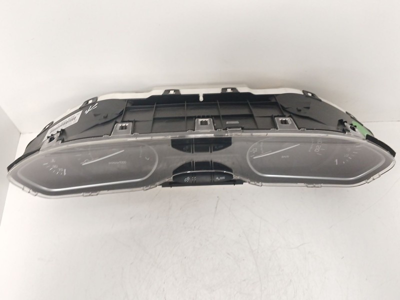 Recambio de cuadro instrumentos para peugeot 208 i (ca_, cc_) 1.2 vti 82 referencia OEM IAM   