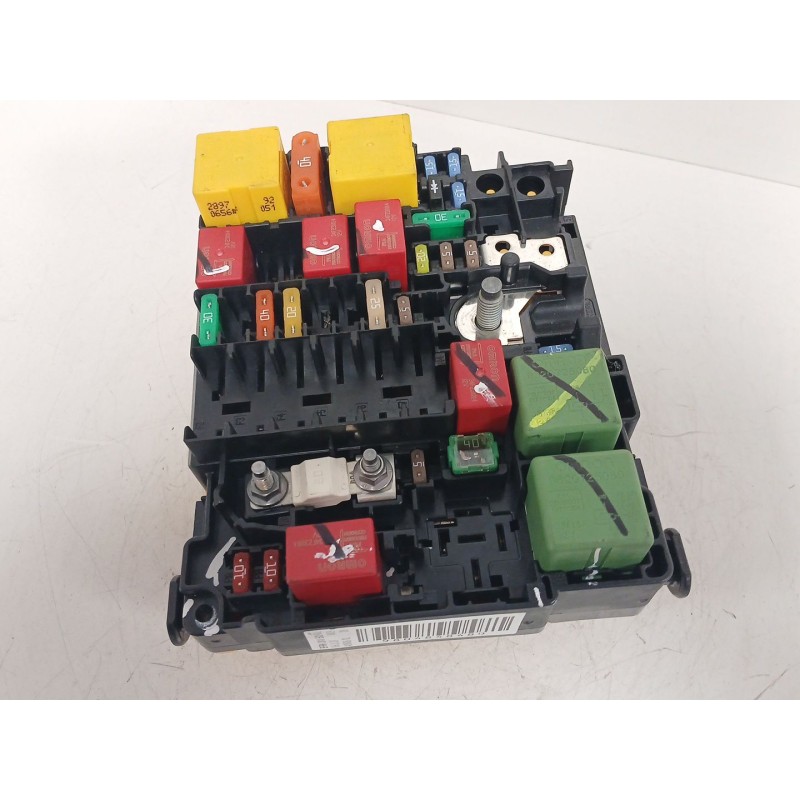 Recambio de caja reles / fusibles para peugeot 208 i (ca_, cc_) 1.2 vti 82 referencia OEM IAM 9804848480  