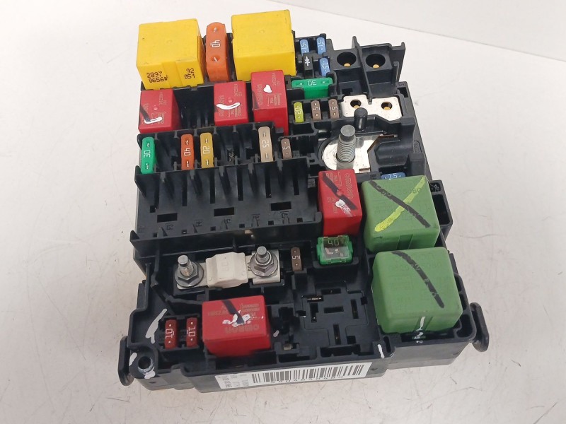 Recambio de caja reles / fusibles para peugeot 208 i (ca_, cc_) 1.2 vti 82 referencia OEM IAM 9804848480  