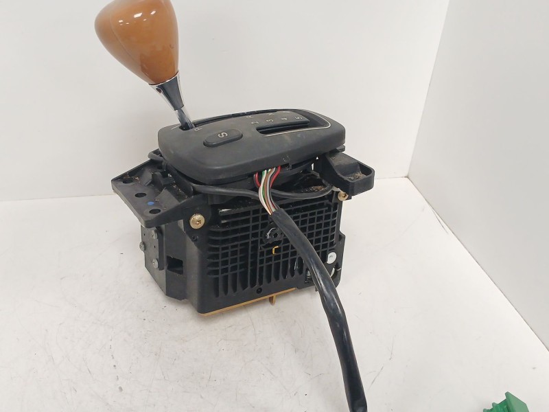 Recambio de palanca cambio para jaguar s-type 3.0 v6 classic referencia OEM IAM XR810117FKZ  