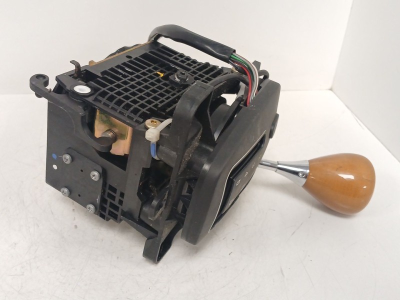 Recambio de palanca cambio para jaguar s-type 3.0 v6 classic referencia OEM IAM XR810117FKZ  