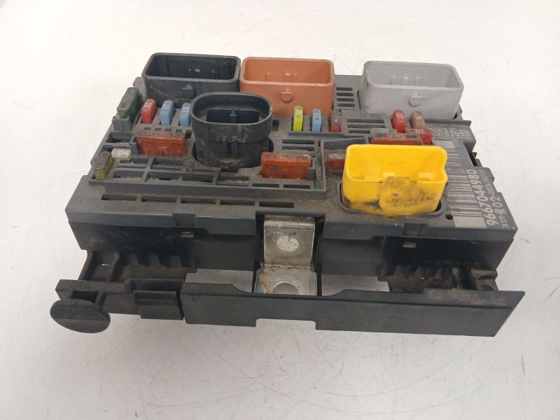 Recambio de caja reles / fusibles para citroën c5 iii (rd_) 2.0 hdi 140 referencia OEM IAM 9667044980  BSMR02