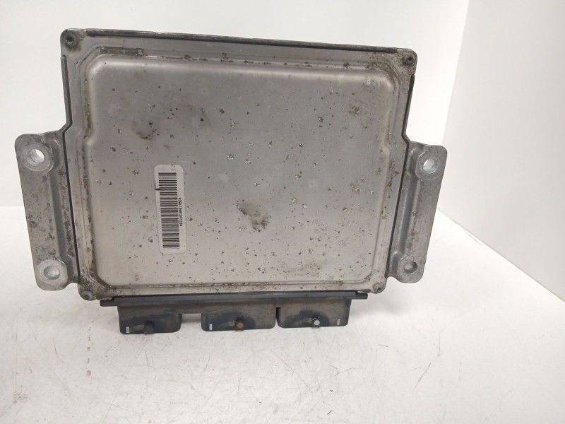 Recambio de centralita motor uce para citroën c5 iii (rd_) 2.0 hdi 140 referencia OEM IAM 9663548180  