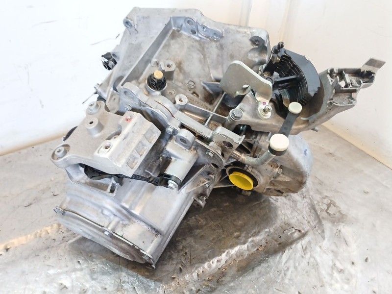 Recambio de caja cambios para peugeot 208 i (ca_, cc_) 1.5 bluehdi 100 referencia OEM IAM 20V243  