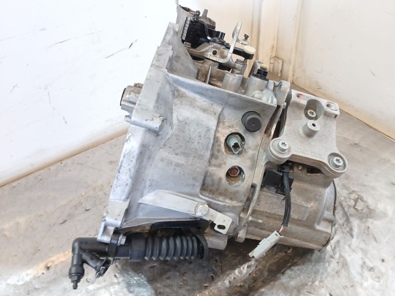 Recambio de caja cambios para peugeot 208 i (ca_, cc_) 1.5 bluehdi 100 referencia OEM IAM 20V243  