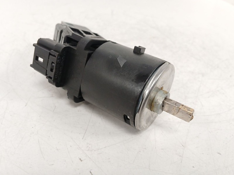 Recambio de conmutador de arranque para peugeot 208 i (ca_, cc_) 1.2 vti 82 referencia OEM IAM 9673257480  