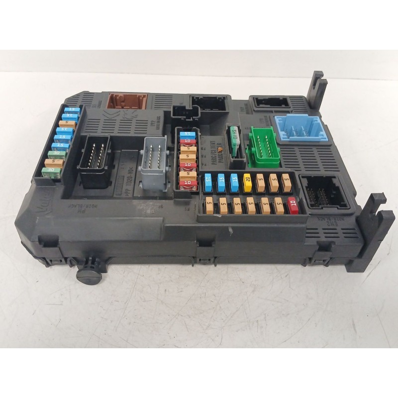 Recambio de caja reles / fusibles para peugeot 208 i (ca_, cc_) 1.2 vti 82 referencia OEM IAM 9819850080  BSIN03