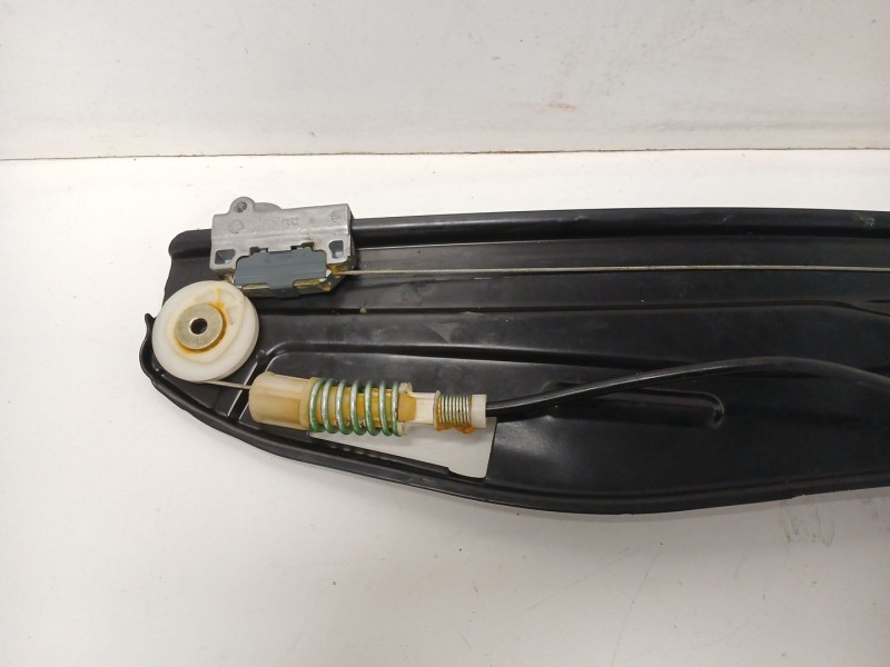 Recambio de elevalunas trasero derecho para bmw 7 (e65, e66, e67) 730 d referencia OEM IAM 5WK1052 0206008001 