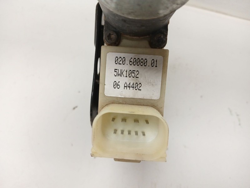 Recambio de elevalunas trasero derecho para bmw 7 (e65, e66, e67) 730 d referencia OEM IAM 5WK1052 0206008001 