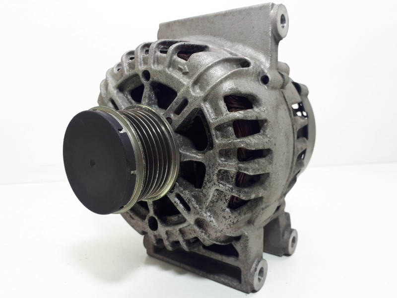 Recambio de alternador para chevrolet aveo sedán referencia OEM IAM 13505392 TG12C105 140A