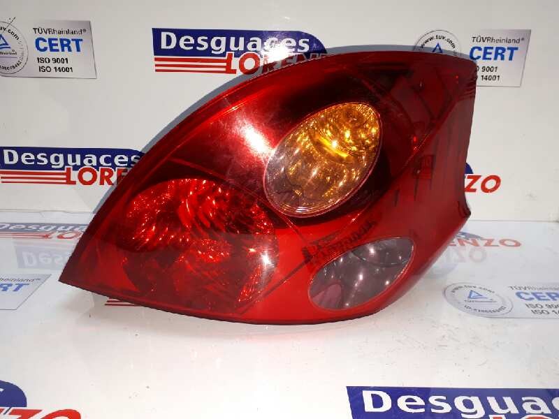 Recambio de piloto trasero izquierdo para kia cee´d active referencia OEM IAM 924011H000  