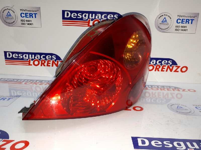 Recambio de piloto trasero izquierdo para kia cee´d active referencia OEM IAM 924011H000  