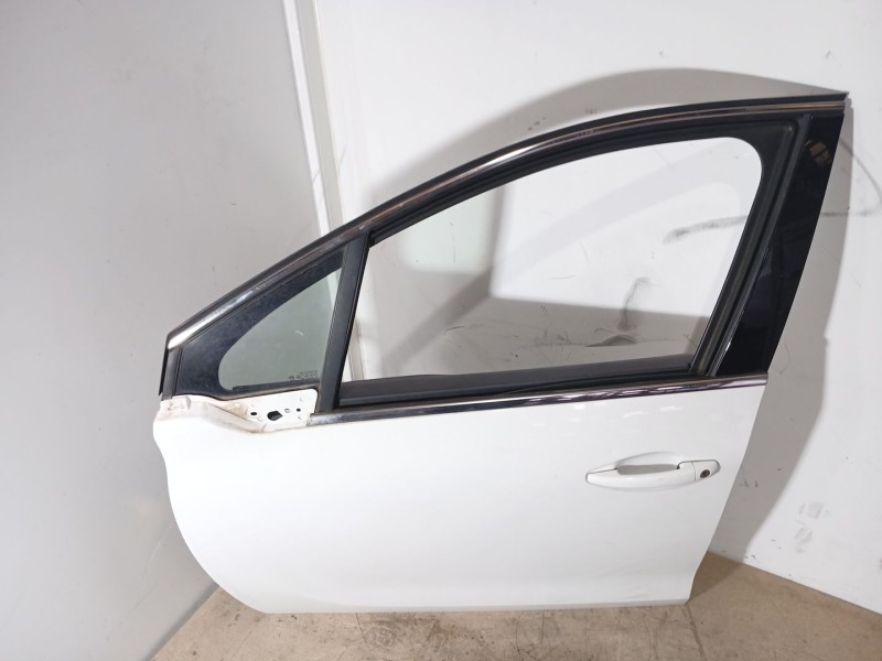 Recambio de puerta delantera izquierda para peugeot 208 i (ca_, cc_) 1.2 vti 82 referencia OEM IAM   