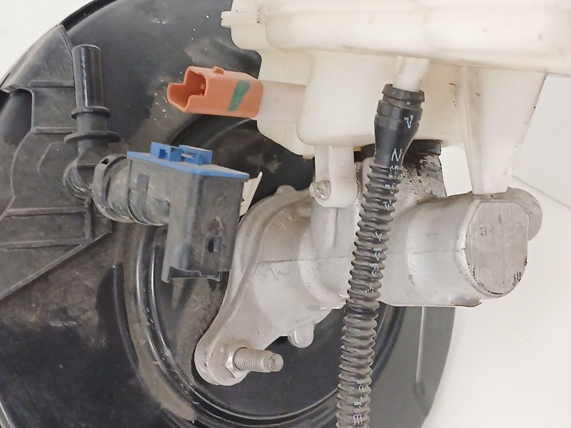 Recambio de servofreno para peugeot 208 i (ca_, cc_) 1.2 vti 82 referencia OEM IAM 9811514380  