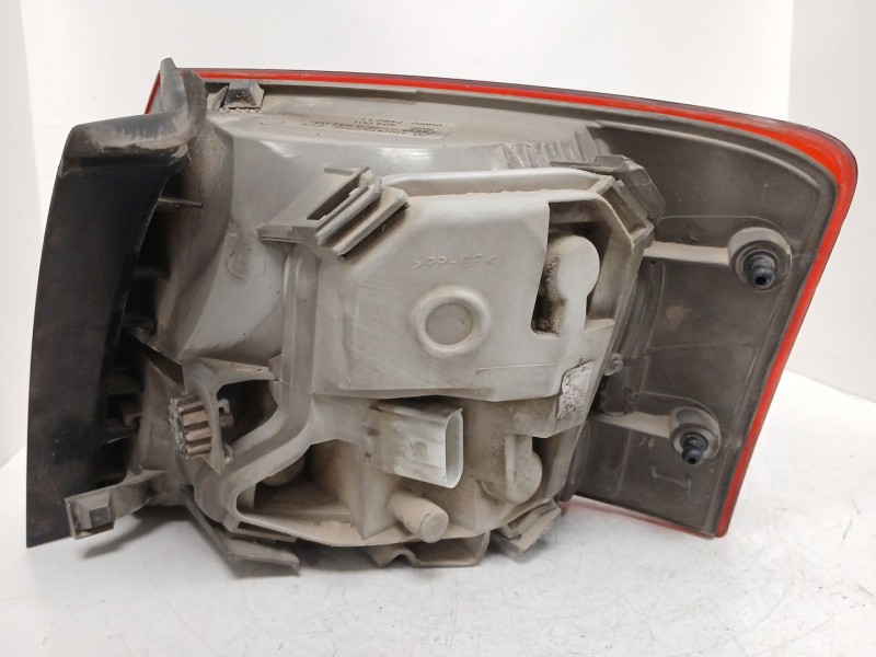 Recambio de piloto trasero izquierdo para audi a4 b7 avant (8ed) 2.0 tdi referencia OEM IAM 8E9945095E  