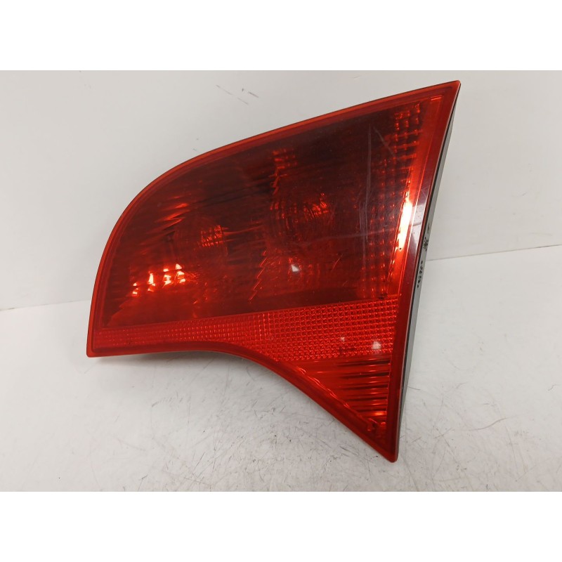 Recambio de piloto trasero derecho interior para audi a4 b7 avant (8ed) 2.0 tdi referencia OEM IAM 8E9945094  