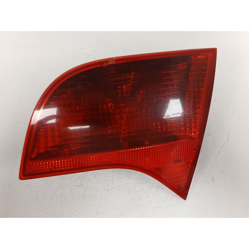 Recambio de piloto trasero derecho interior para audi a4 b7 avant (8ed) 2.0 tdi referencia OEM IAM 8E9945094  