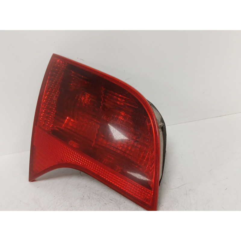 Recambio de piloto trasero izquierdo interior para audi a4 b7 avant (8ed) 2.0 tdi referencia OEM IAM 8E9945093  