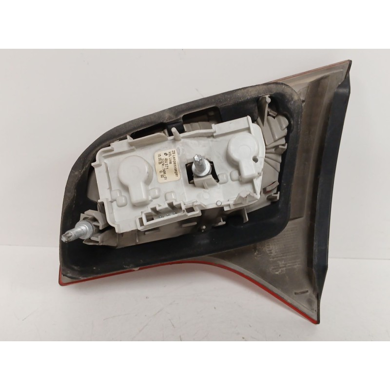 Recambio de piloto trasero izquierdo interior para audi a4 b7 avant (8ed) 2.0 tdi referencia OEM IAM 8E9945093  