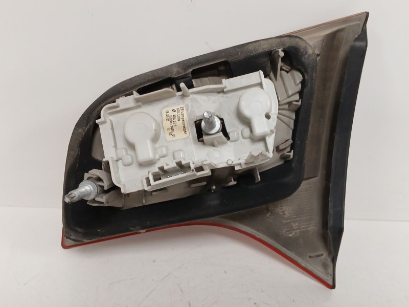 Recambio de piloto trasero izquierdo interior para audi a4 b7 avant (8ed) 2.0 tdi referencia OEM IAM 8E9945093  