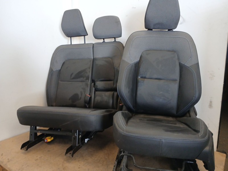 Recambio de juego asientos completo para nissan townstar furgoneta/monovolumen (xfk) 1.3 referencia OEM IAM   