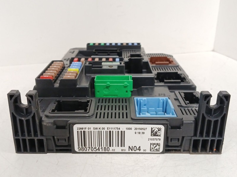 Recambio de caja reles / fusibles para peugeot 308 ii (lb_, lp_, lw_, lh_, l3_) 1.6 hdi / bluehdi 115 referencia OEM IAM 9807054
