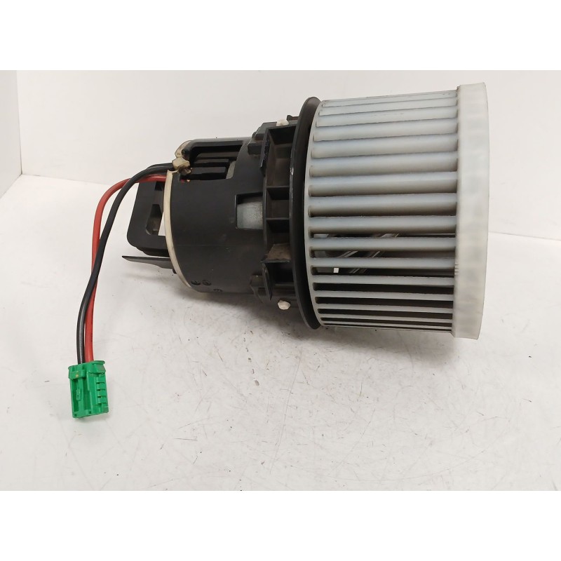 Recambio de motor calefaccion para peugeot 308 ii (lb_, lp_, lw_, lh_, l3_) 1.6 hdi / bluehdi 115 referencia OEM IAM DB271001  