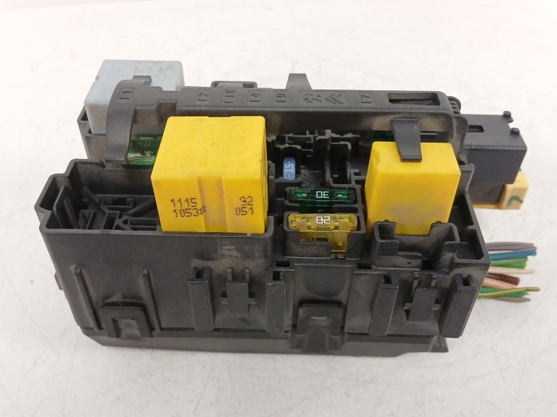 Recambio de caja reles / fusibles para peugeot 308 ii (lb_, lp_, lw_, lh_, l3_) 1.6 hdi / bluehdi 115 referencia OEM IAM 9806192