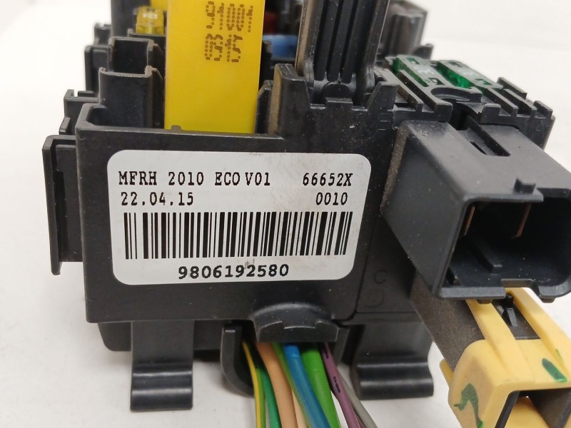 Recambio de caja reles / fusibles para peugeot 308 ii (lb_, lp_, lw_, lh_, l3_) 1.6 hdi / bluehdi 115 referencia OEM IAM 9806192