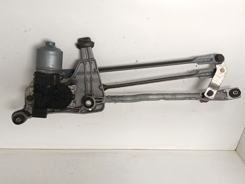 Recambio de motor limpia delantero para peugeot 308 ii (lb_, lp_, lw_, lh_, l3_) 1.6 hdi / bluehdi 115 referencia OEM IAM 039024