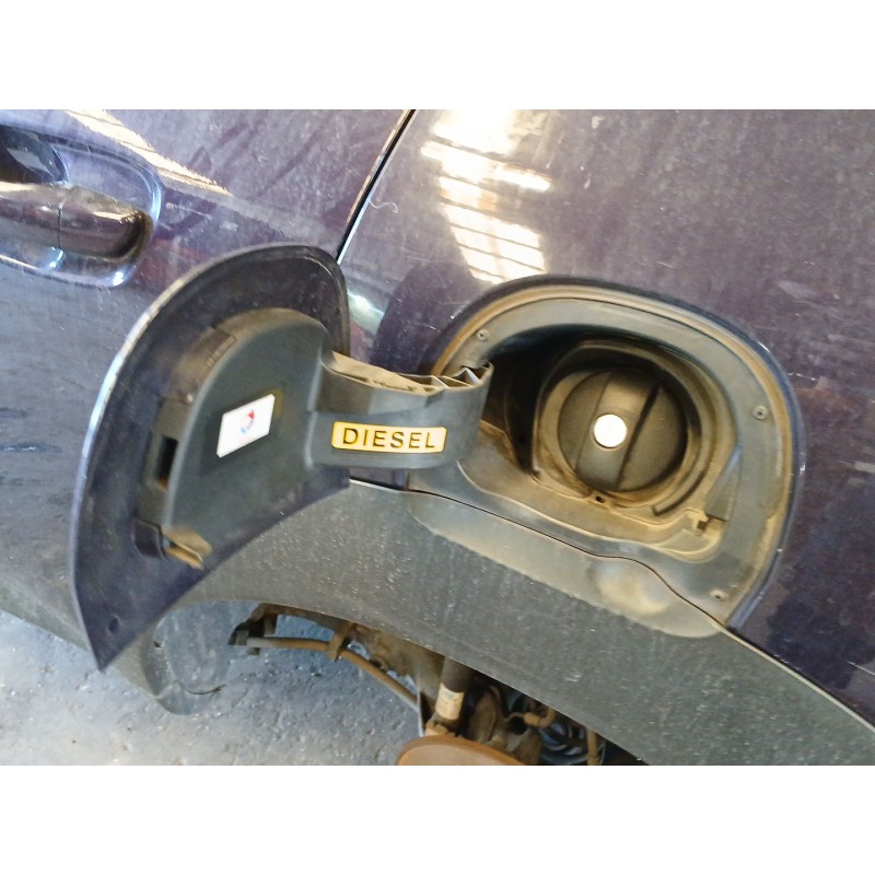 Recambio de tapa exterior combustible para citroën c4 cactus 1.6 bluehdi 100 referencia OEM IAM    Recambio de tapa exterior combustible para citroën c4 cactus 1.6 bluehdi 100 referencia OEM IAM