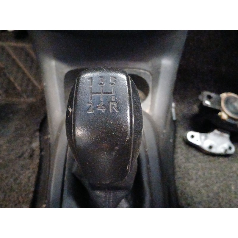 Recambio de palanca cambio para citroën c4 cactus 1.6 bluehdi 100 referencia OEM IAM    Recambio de palanca cambio para citroën c4 cactus 1.6 bluehdi 100 referencia OEM IAM