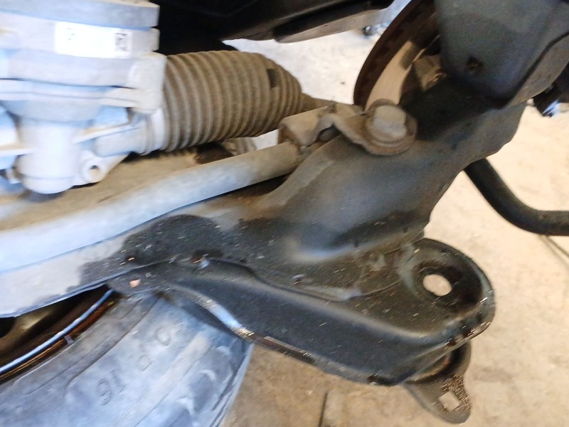 Recambio de puente delantero para citroën c4 cactus 1.6 bluehdi 100 referencia OEM IAM    Recambio de puente delantero para citroën c4 cactus 1.6 bluehdi 100 referencia OEM IAM