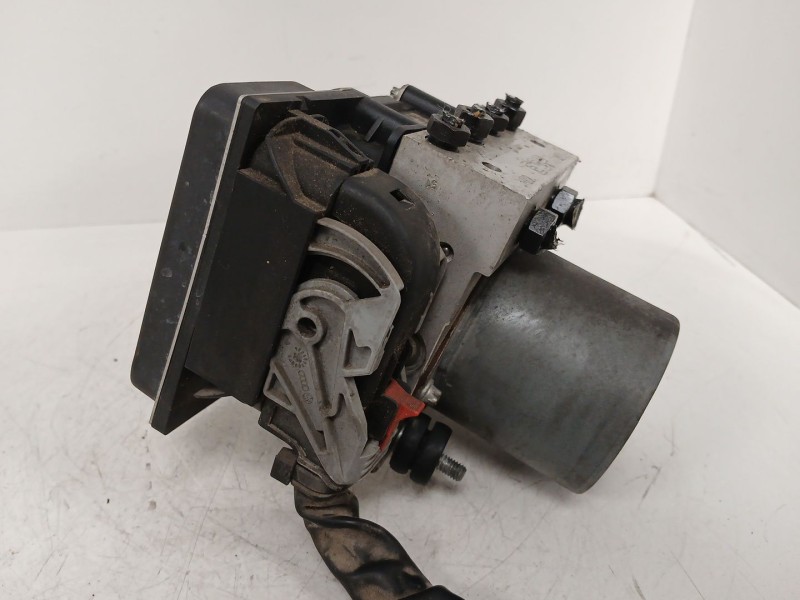 Recambio de abs para audi a4 b7 avant (8ed) 2.0 tdi referencia OEM IAM 8E0910517  8E0614517 Recambio de abs para audi a4 b7 avant (8ed) 2.0 tdi referencia OEM IAM 8E0910517  8E0614517