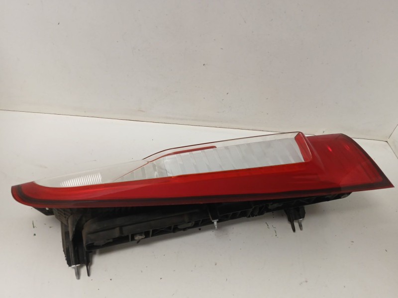 Recambio de piloto trasero izquierdo para renault master iii furgoneta (fv) 2.3 dci 125 fwd (fv0c, fv0d, fv0g, fv0h, fv0j, fv0k) Recambio de piloto trasero izquierdo para renault master iii furgoneta (fv) 2.3 dci 125 fwd (fv0c, fv0d, fv0g, fv0h, fv0j, fv0k)