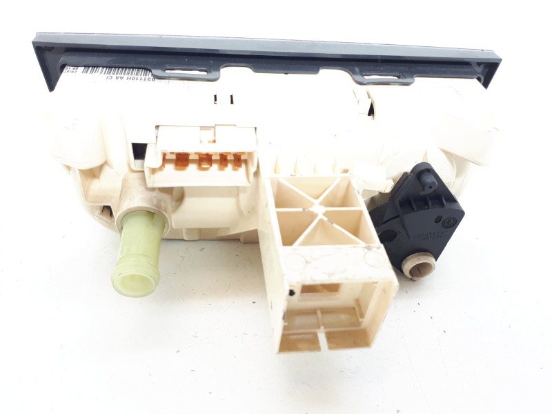 Recambio de mando climatizador para opel tigra twin top cosmo referencia OEM IAM 031110HAACI  