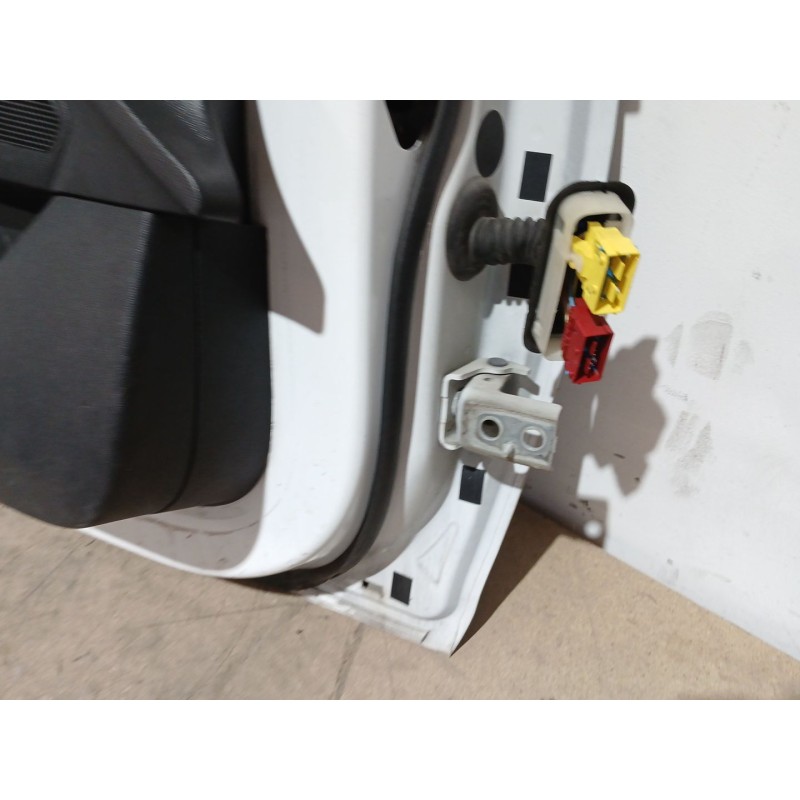 Recambio de puerta delantera izquierda para peugeot 308 ii (lb_, lp_, lw_, lh_, l3_) 1.6 hdi / bluehdi 115 referencia OEM IAM   