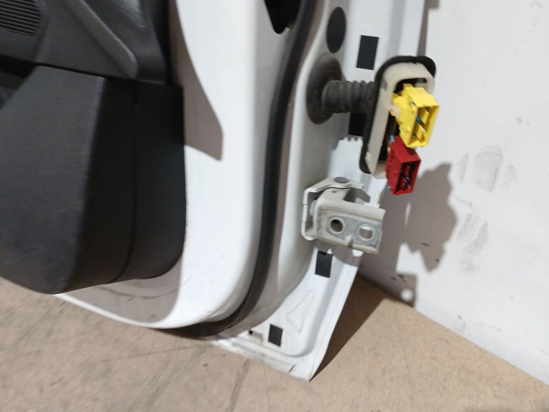 Recambio de puerta delantera izquierda para peugeot 308 ii (lb_, lp_, lw_, lh_, l3_) 1.6 hdi / bluehdi 115 referencia OEM IAM   